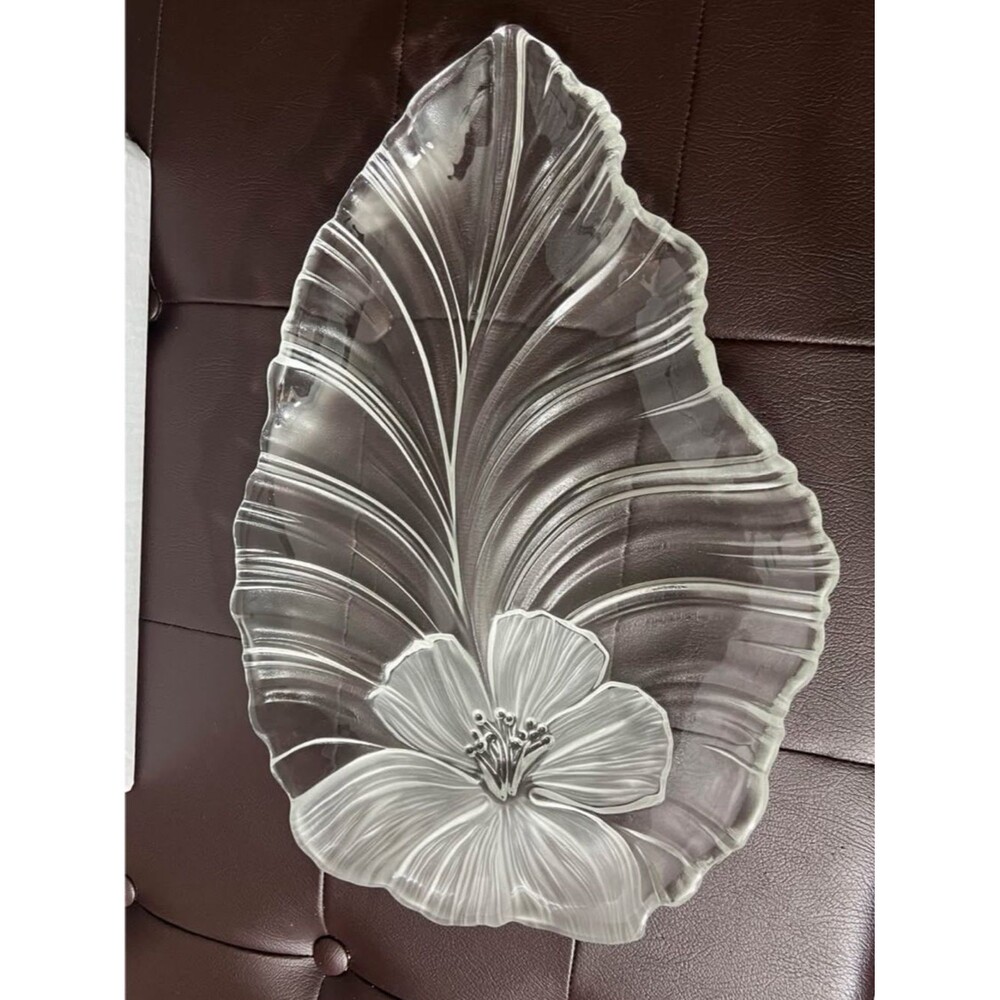 Mikasa Clear Glass Leaf & Flower Serving Platter 17.5” length